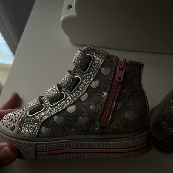 Great for Halloween night or for fall festivals, Light up twinkle toes!.. - Picture 6 of 7